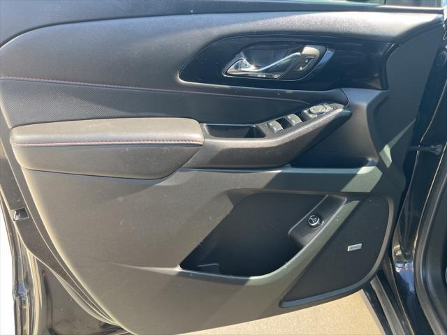 used 2023 Chevrolet Traverse car, priced at $40,950