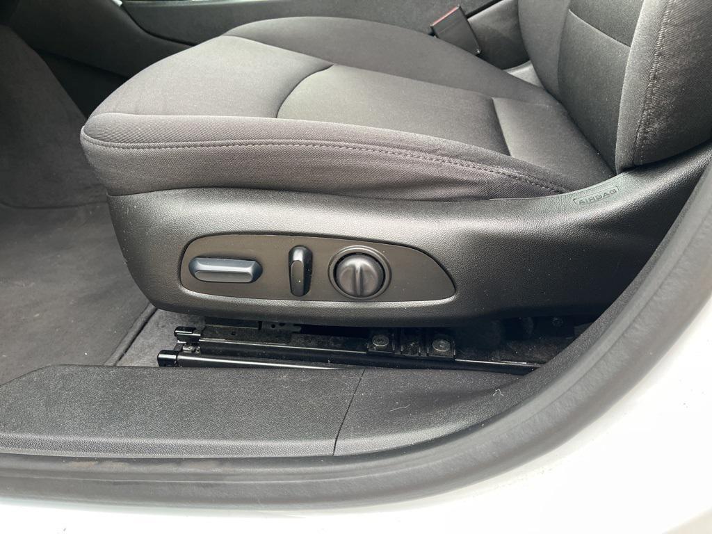 used 2023 Chevrolet Malibu car, priced at $18,988