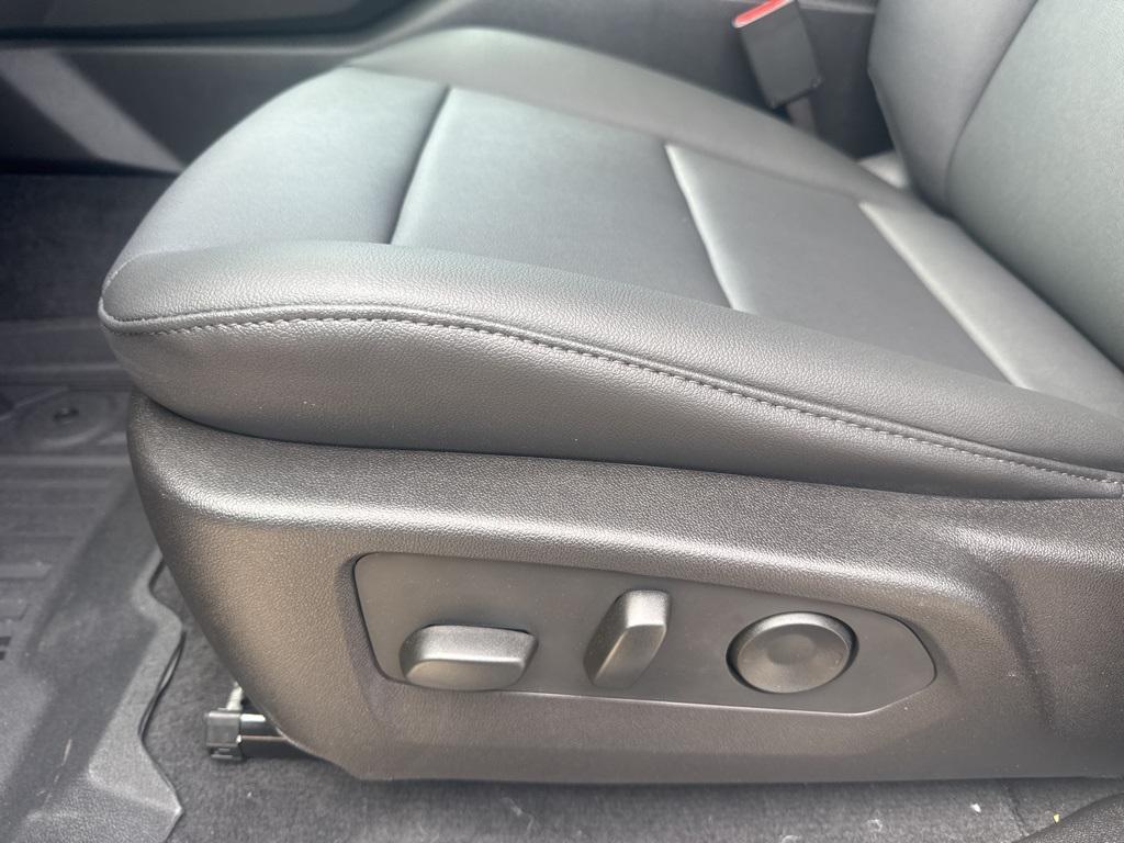 new 2026 Chevrolet Colorado car, priced at $45,478