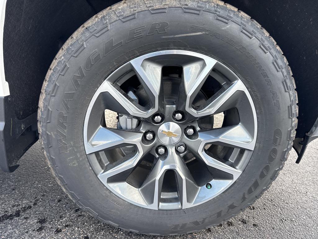 new 2025 Chevrolet Silverado 1500 car, priced at $51,730