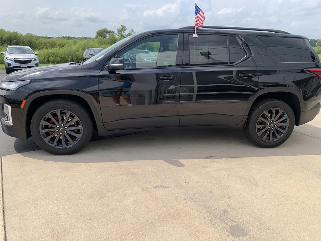 used 2024 Chevrolet Traverse car, priced at $45,988