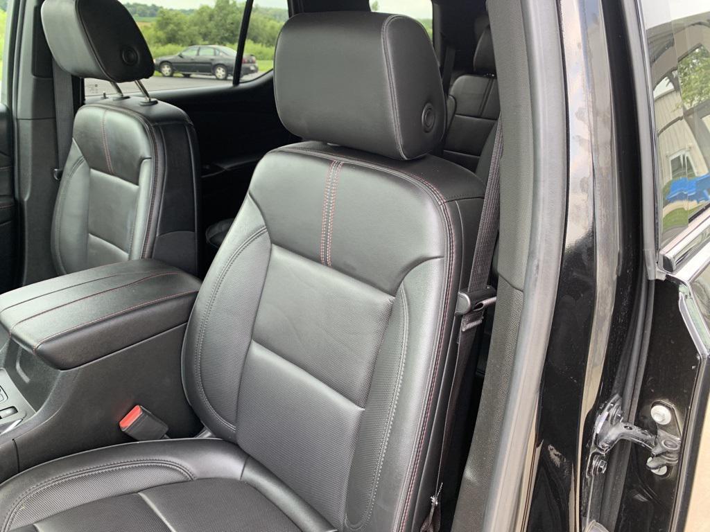 used 2024 Chevrolet Traverse car, priced at $45,988
