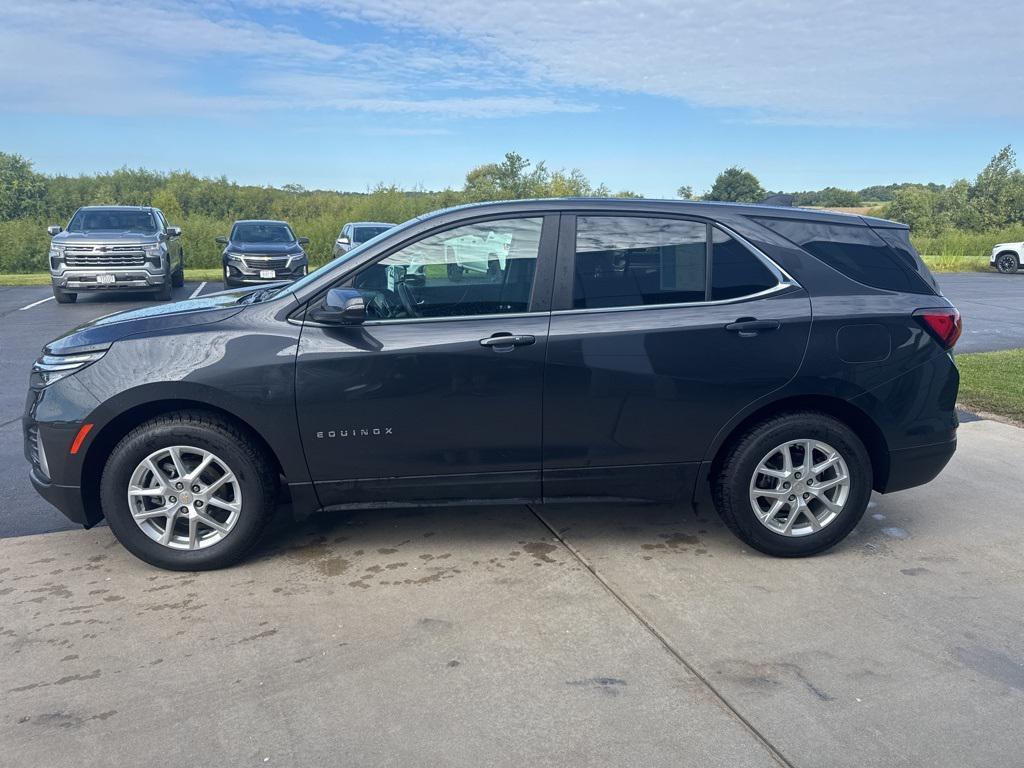 used 2022 Chevrolet Equinox car, priced at $22,988