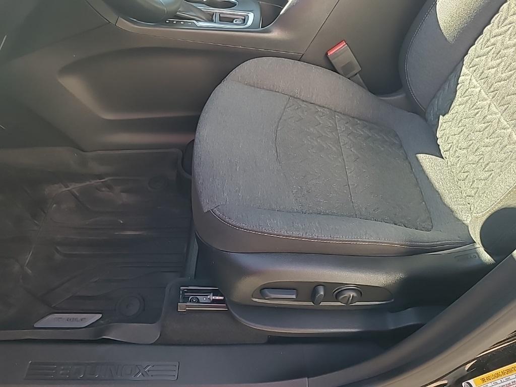 used 2023 Chevrolet Equinox car, priced at $22,425