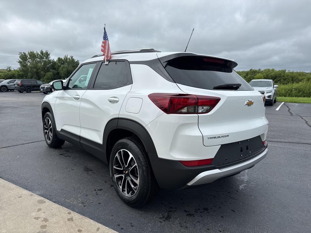 new 2026 Chevrolet TrailBlazer car, priced at $28,241