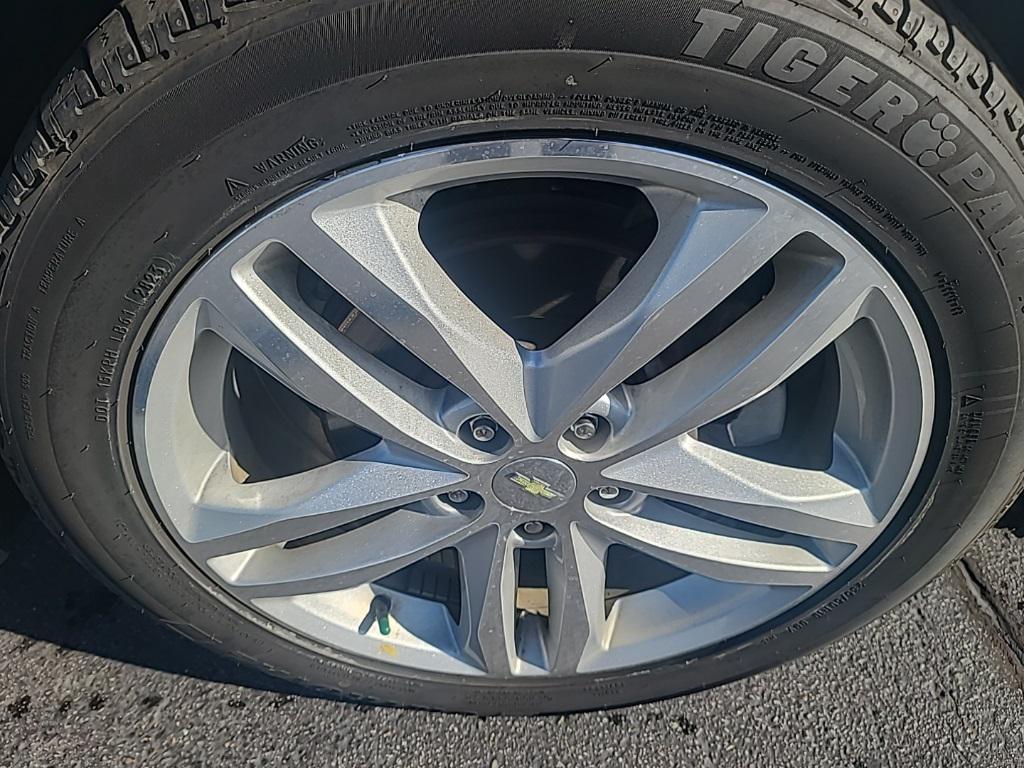 used 2019 Chevrolet Equinox car, priced at $15,988