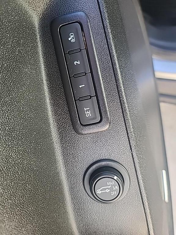 used 2019 Chevrolet Equinox car, priced at $15,988