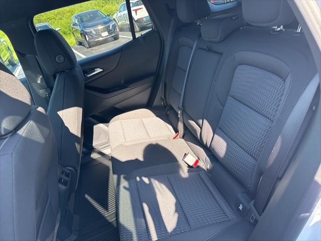 new 2026 Chevrolet Equinox car, priced at $32,920