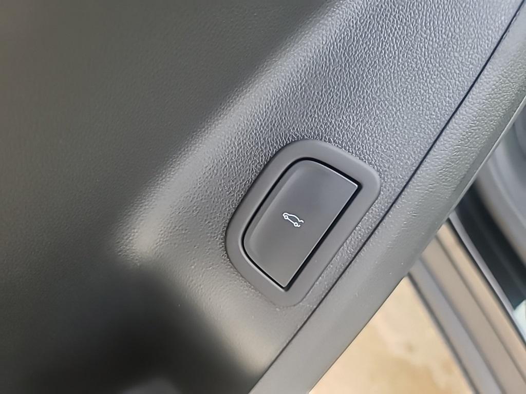 new 2026 Chevrolet Traverse car, priced at $44,796