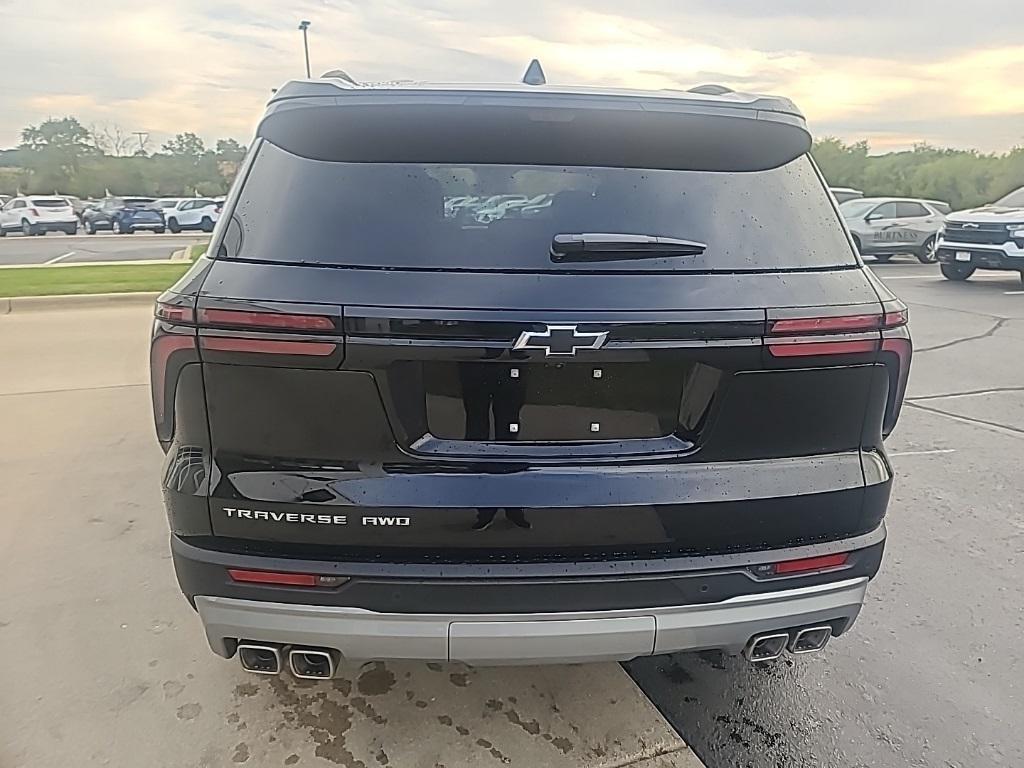new 2026 Chevrolet Traverse car, priced at $44,796