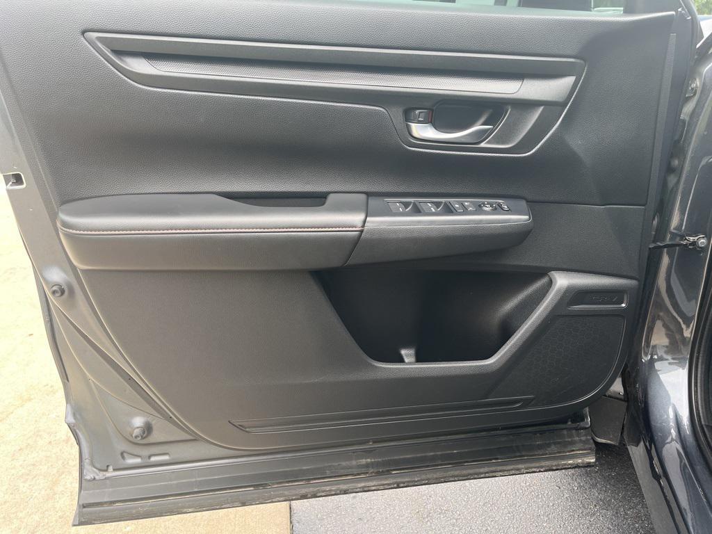 used 2025 Honda CR-V Hybrid car, priced at $33,999