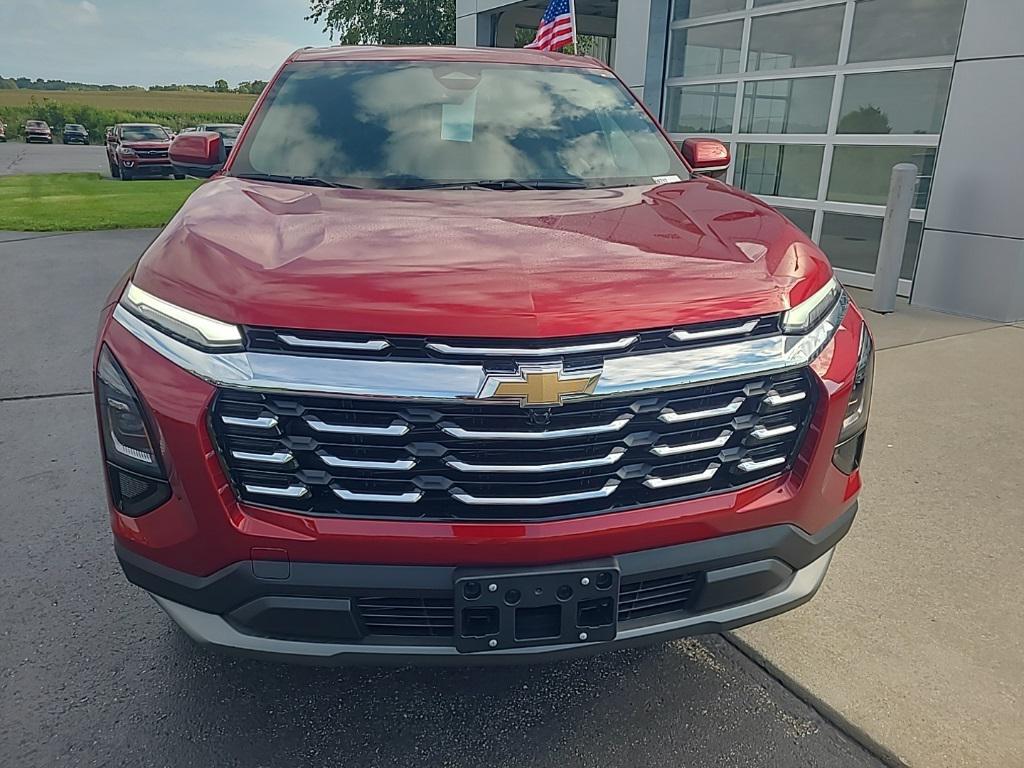 new 2026 Chevrolet Equinox car, priced at $31,634