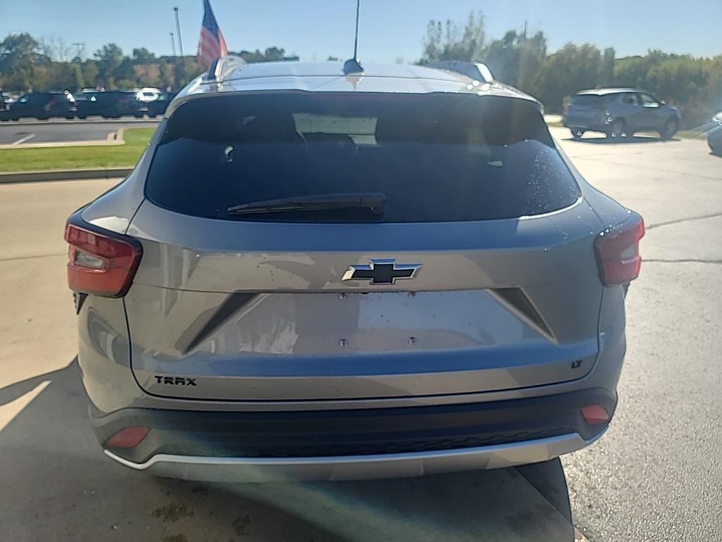 new 2026 Chevrolet Trax car, priced at $26,020