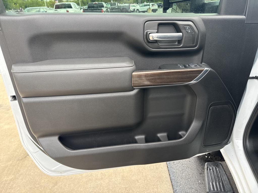 used 2025 Chevrolet Silverado 2500 car, priced at $63,988