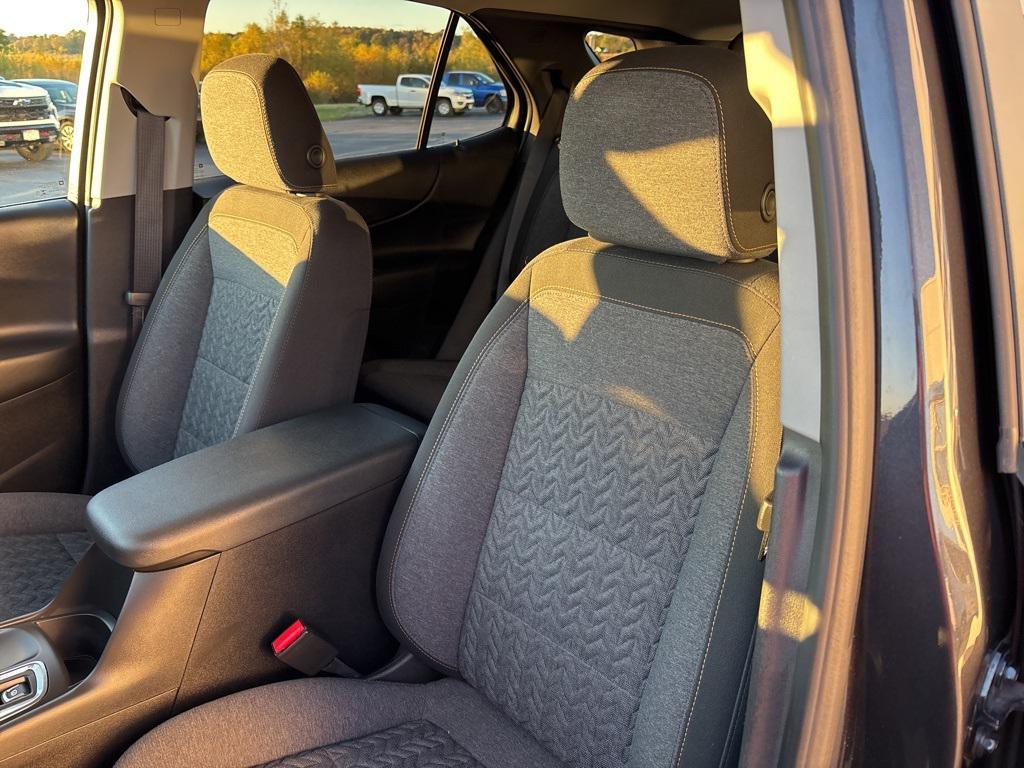 used 2023 Chevrolet Equinox car, priced at $22,988