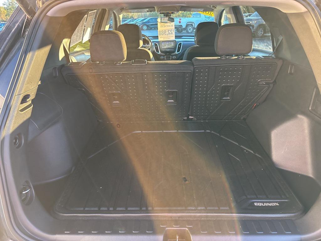 used 2023 Chevrolet Equinox car, priced at $22,988