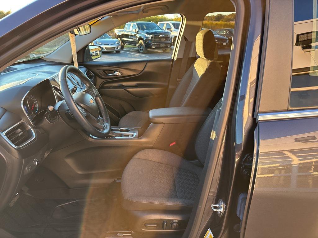 used 2023 Chevrolet Equinox car, priced at $22,988