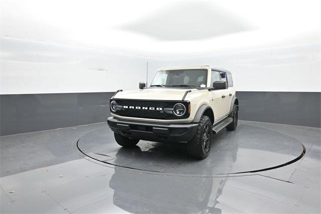 new 2025 Ford Bronco car, priced at $47,572