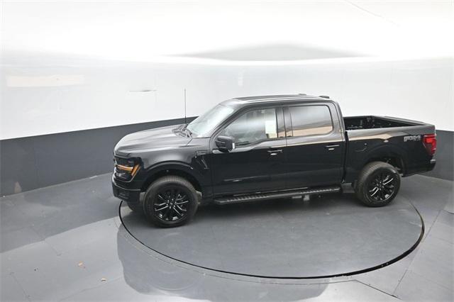 new 2025 Ford F-150 car, priced at $61,562