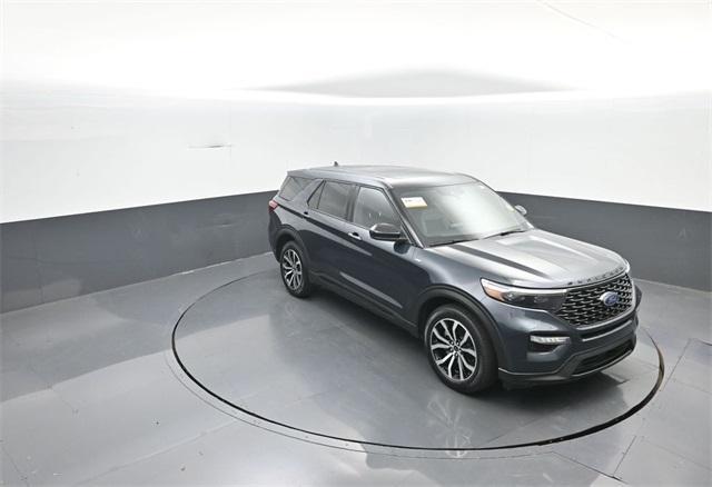 used 2022 Ford Explorer car, priced at $29,794