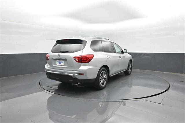 used 2020 Nissan Pathfinder car, priced at $18,176