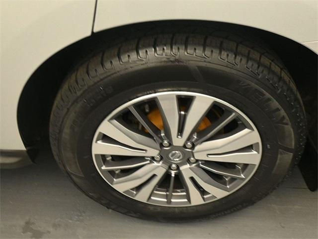 used 2020 Nissan Pathfinder car, priced at $18,176