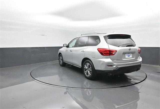 used 2020 Nissan Pathfinder car, priced at $18,176