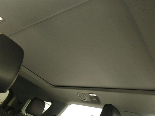 used 2022 Ford Explorer car, priced at $32,114