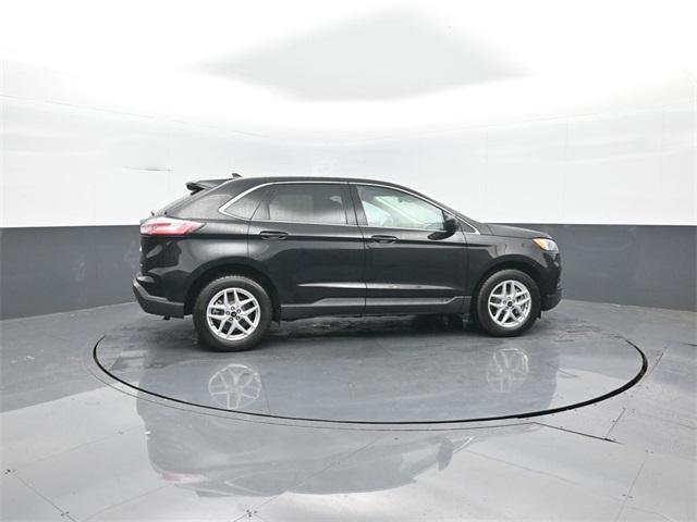 used 2024 Ford Edge car, priced at $30,798