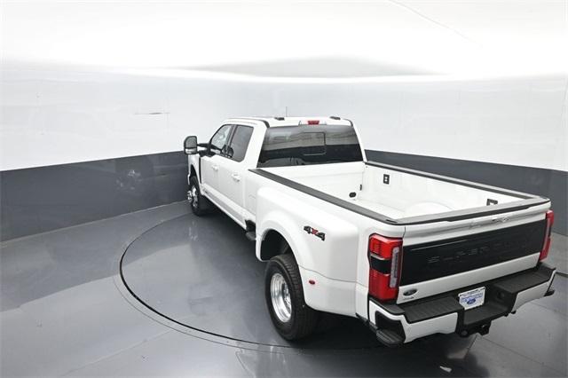 new 2025 Ford F-350 car
