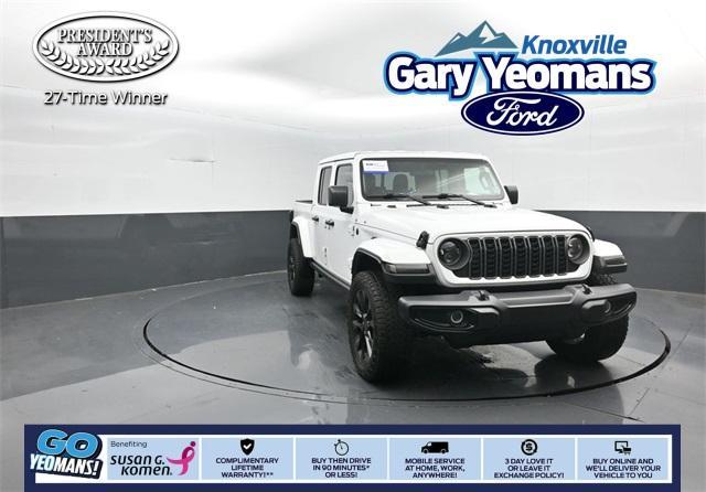 used 2025 Jeep Gladiator car, priced at $39,919