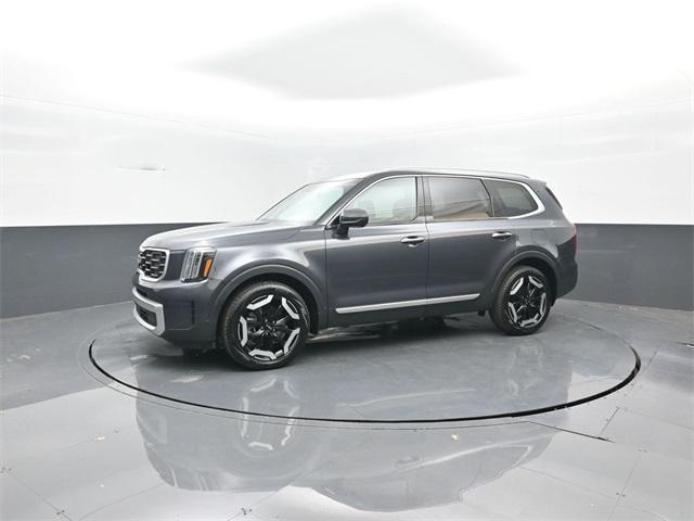 used 2024 Kia Telluride car, priced at $39,499