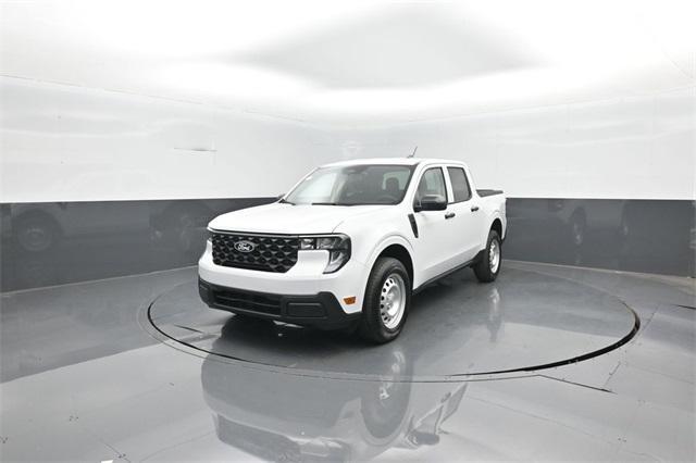 new 2025 Ford Maverick car, priced at $29,136