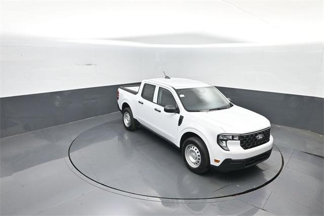 new 2025 Ford Maverick car, priced at $29,136