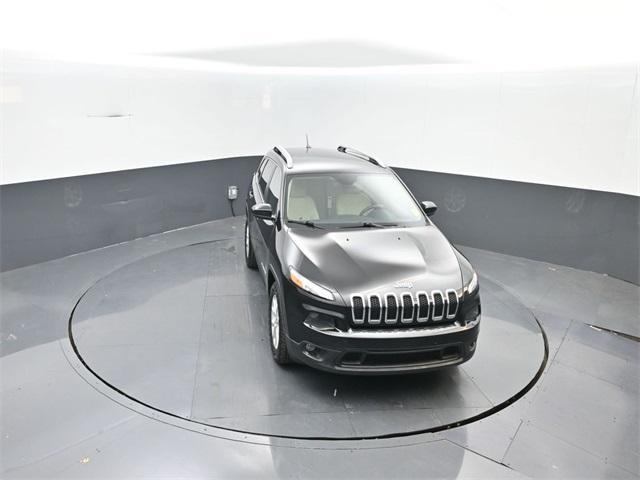 used 2015 Jeep Cherokee car, priced at $10,176