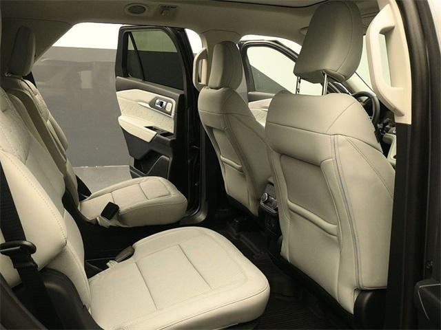 new 2025 Ford Explorer car, priced at $59,880