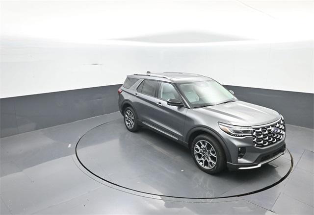 new 2025 Ford Explorer car, priced at $59,880