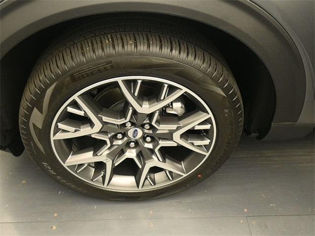 new 2025 Ford Explorer car, priced at $59,880