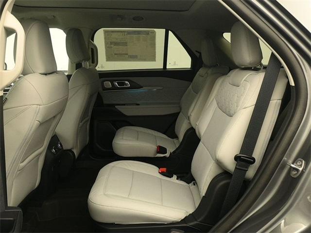 new 2025 Ford Explorer car, priced at $59,880