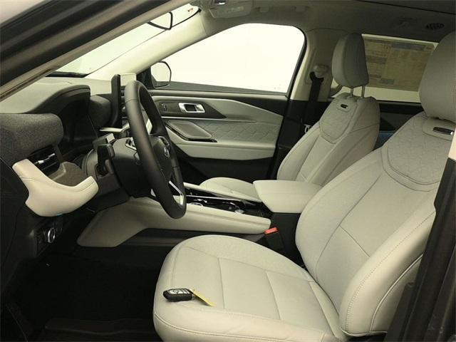 new 2025 Ford Explorer car, priced at $59,880