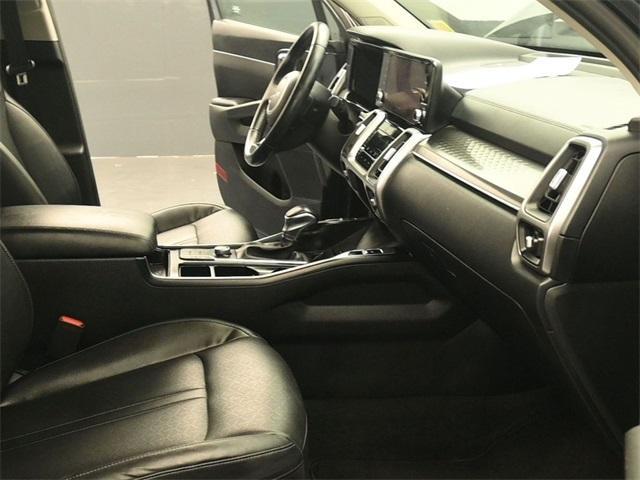 used 2022 Kia Sorento car, priced at $23,985