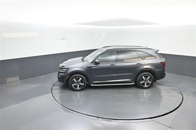 used 2022 Kia Sorento car, priced at $23,985