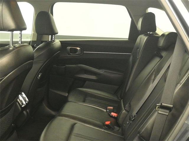 used 2022 Kia Sorento car, priced at $23,985