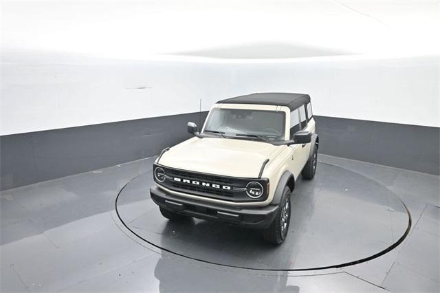 new 2025 Ford Bronco car, priced at $43,905