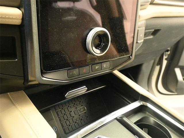 used 2022 Ford Expedition car, priced at $58,317