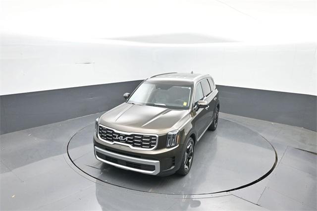 used 2023 Kia Telluride car, priced at $36,499