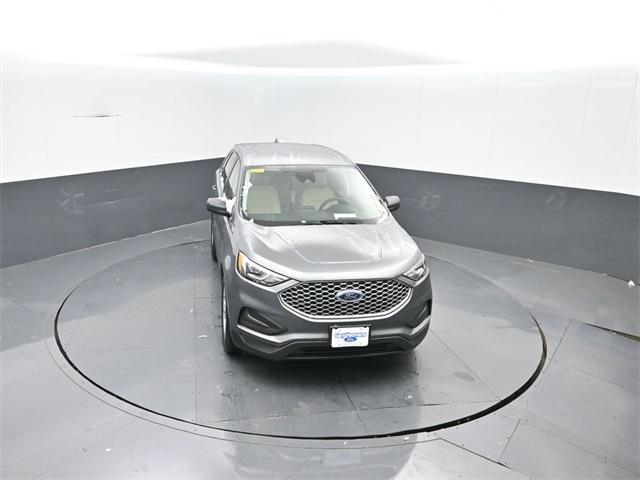 used 2024 Ford Edge car, priced at $28,746