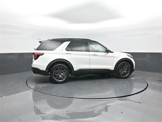 new 2025 Ford Explorer car, priced at $65,695