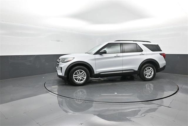 new 2025 Ford Explorer car, priced at $42,204