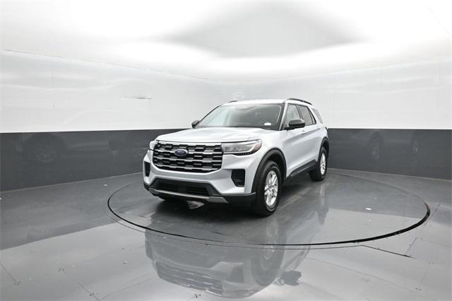 new 2025 Ford Explorer car, priced at $42,204